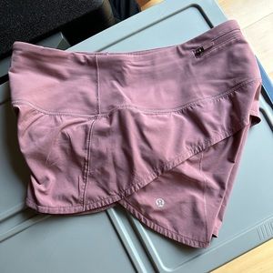 Lululemon Speed Up Short Hi-Rise 2.5”
